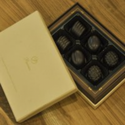 6 chocolate pieces Parriez Handcrafted Gourmet Chocolates - CGP-3235